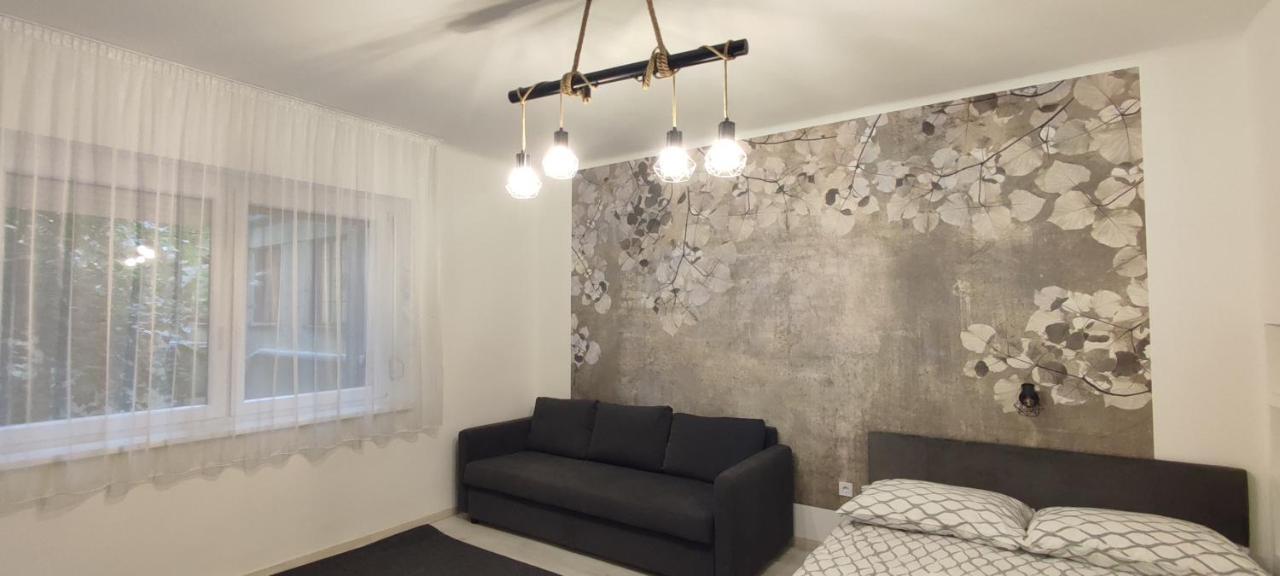 Merey Apartment Szeged Eksteriør bilde